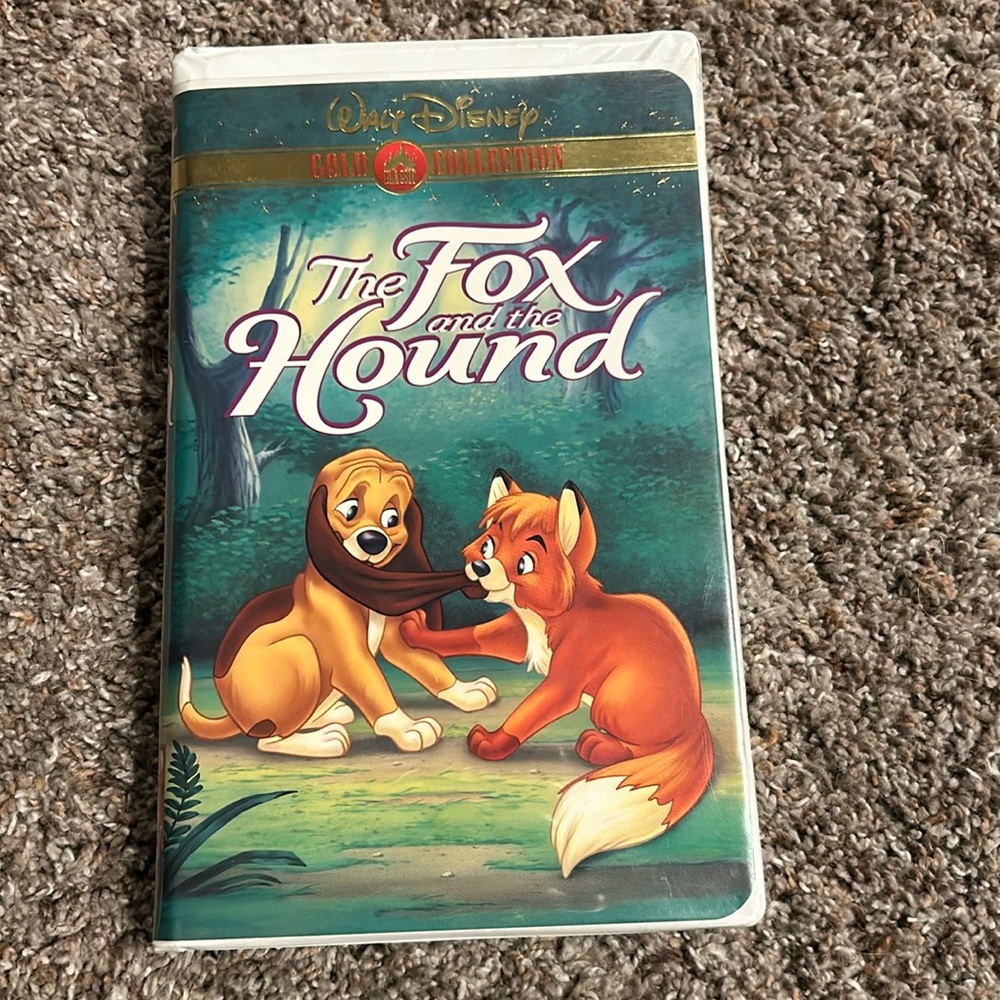 Walt Disney The Fox and the Hound VHS 18580 tape Gold Collection